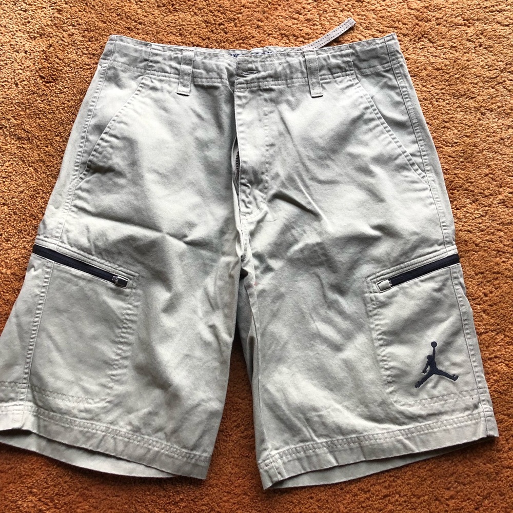 Men Jordan shorts size 32